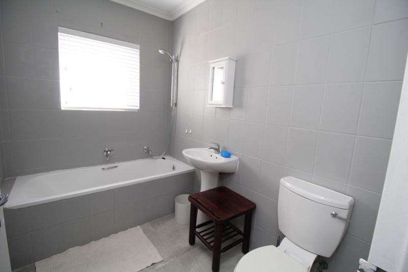 To Let 3 Bedroom Property for Rent in D
